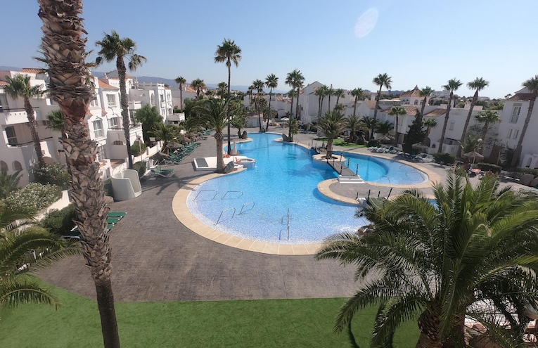 Swimming pools - 5