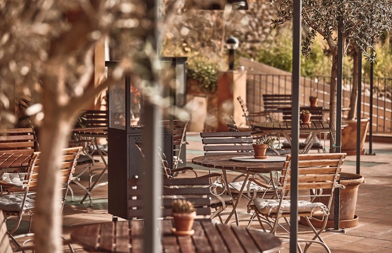 Restaurants - 7