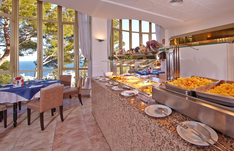 Restaurants - 5
