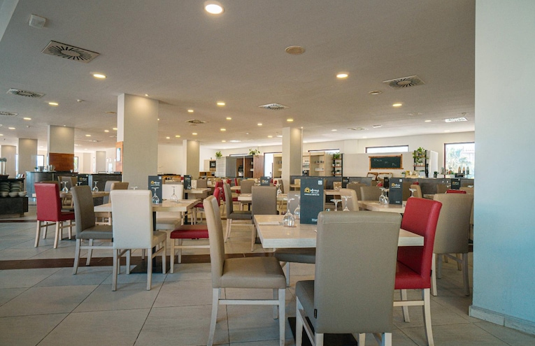 Restaurants - 8