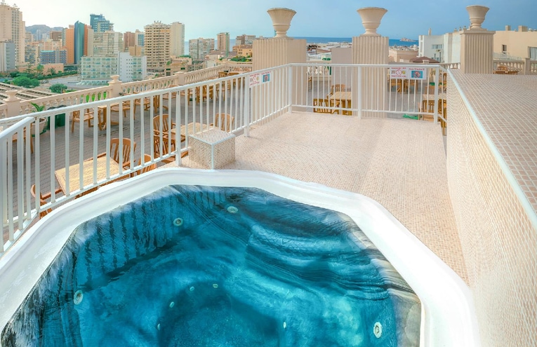 Swimming pools - 2