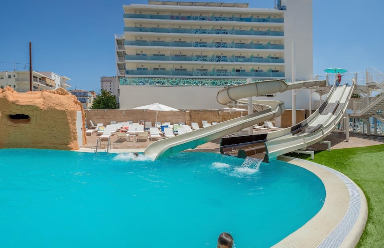 Swimming pools - 3