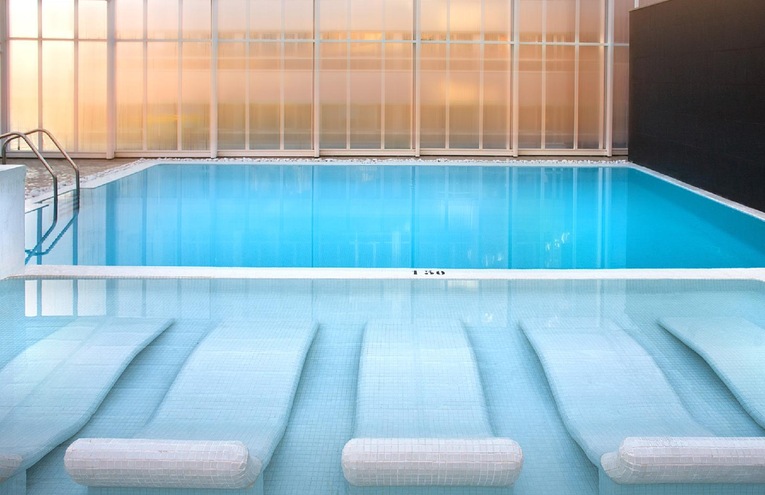 Swimming pools - 1