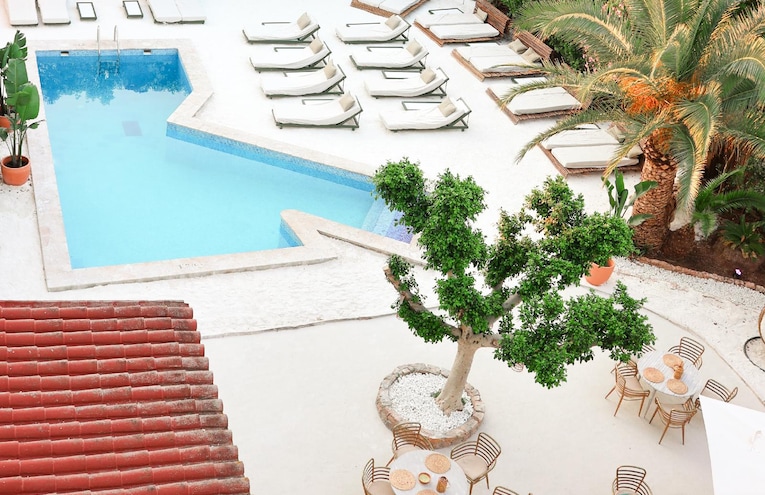 Swimming pools - 4