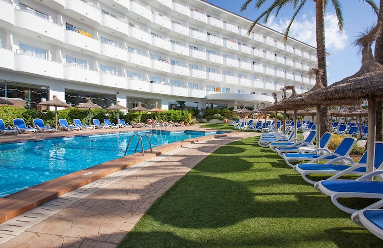 Swimming pools - 3