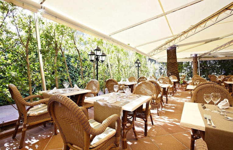 Restaurants - 3