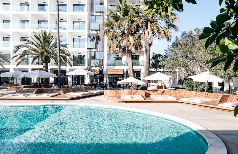 Swimming pools - 4