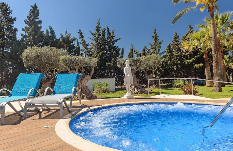 Swimming pools - 3