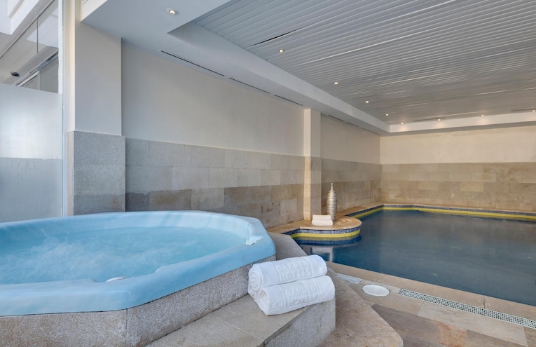 Swimming pools - 4