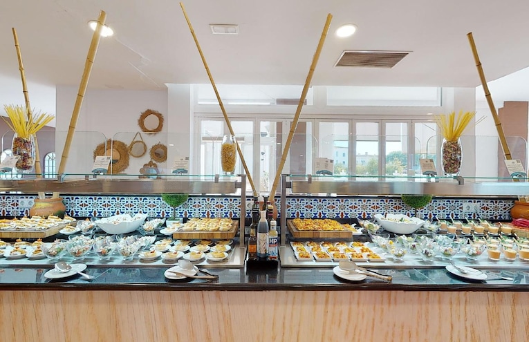 Restaurants - 11