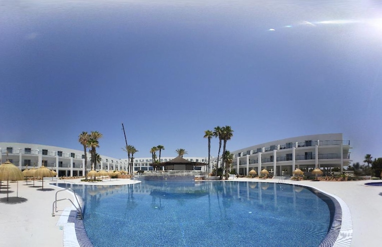 Swimming pools - 6
