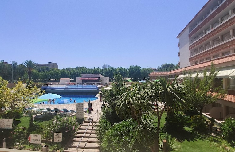 Swimming pools - 2