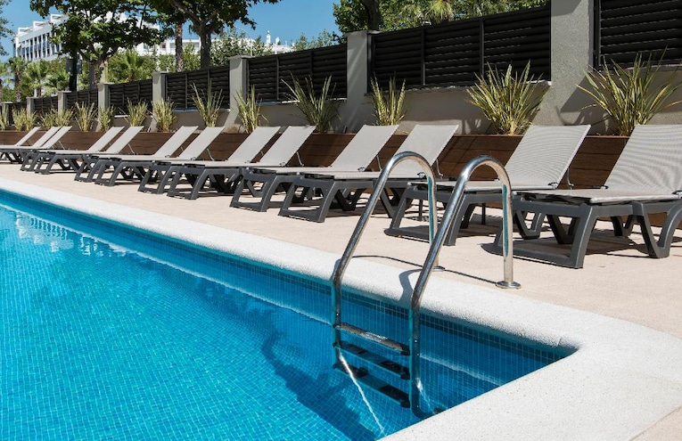 Swimming pools - 7