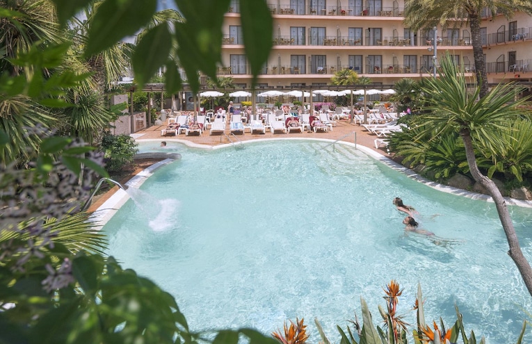 Swimming pools - 2