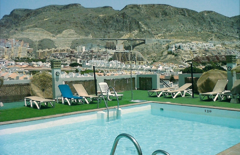 Swimming pools - 1