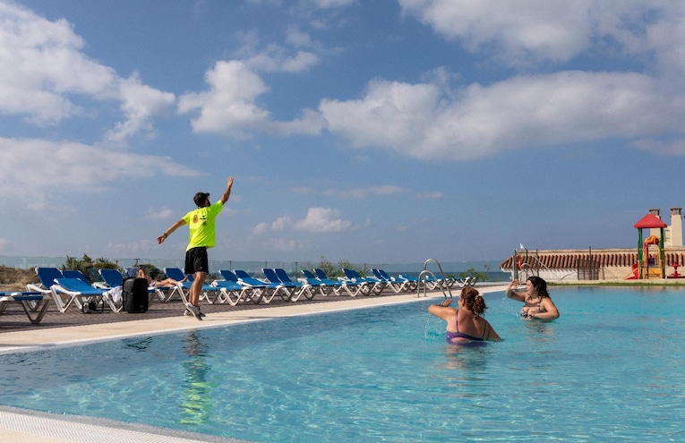 Swimming pools - 2