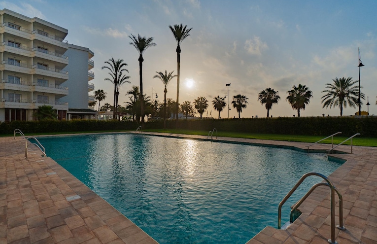 Swimming pools - 1