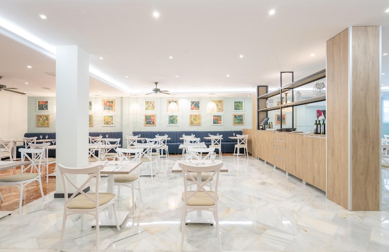 Restaurants - 13