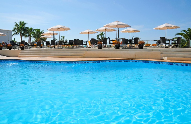 Swimming pools - 1