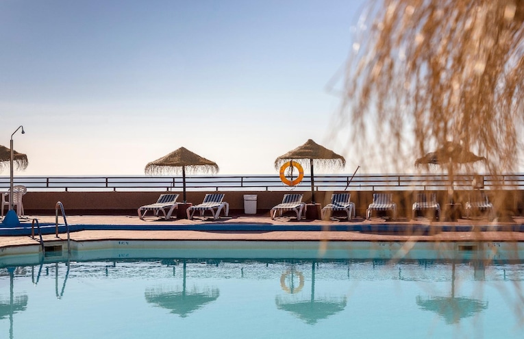 Swimming pools - 1
