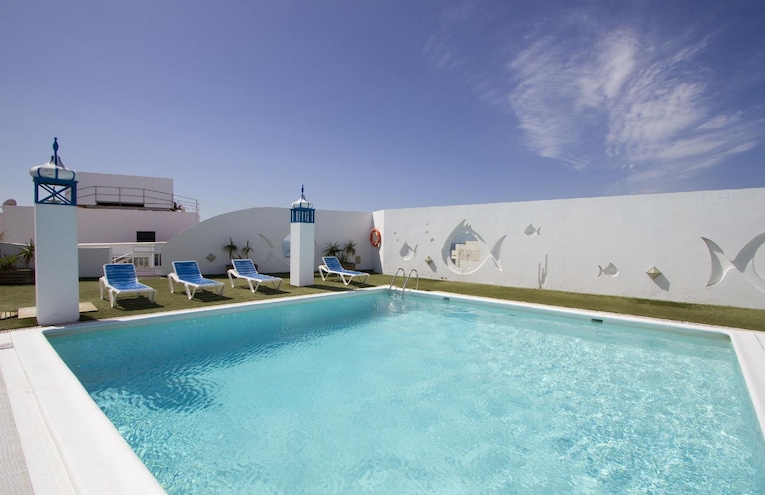 Swimming pools - 1