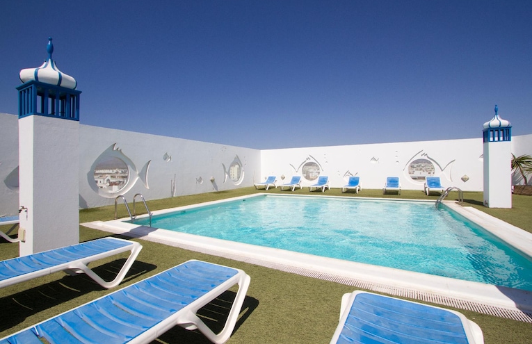 Swimming pools - 2