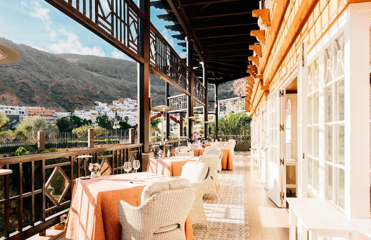 Restaurants - 6