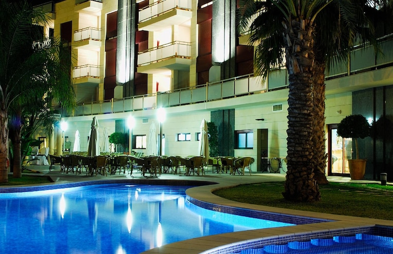Swimming pools - 1