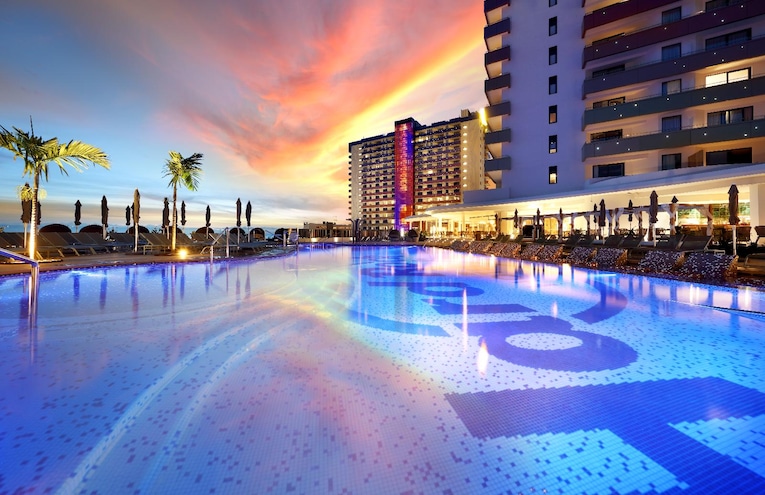 Swimming pools - 2