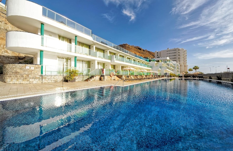 Swimming pools - 4