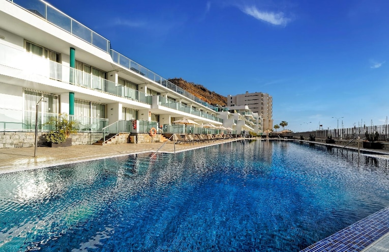 Swimming pools - 13