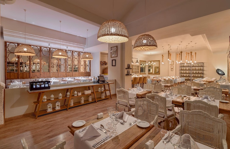 Restaurants - 6