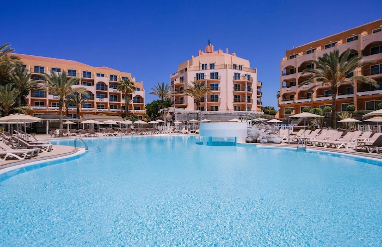 Swimming pools - 2