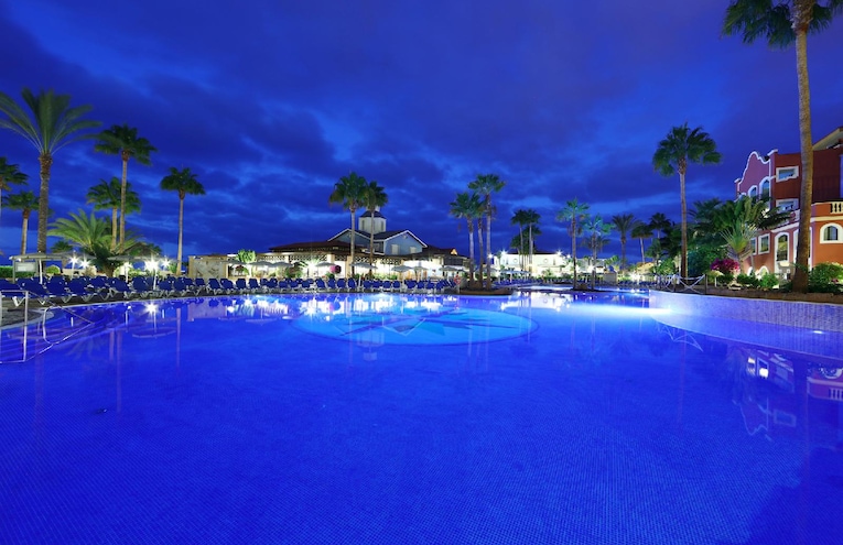 Swimming pools - 5