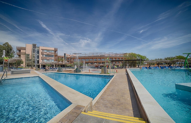 Swimming pools - 3