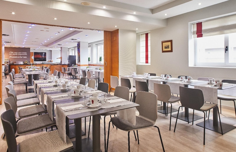 Restaurants - 4