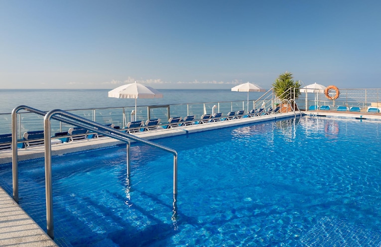 Swimming pools - 1