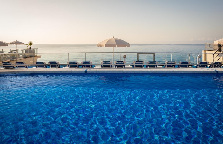 Swimming pools - 2