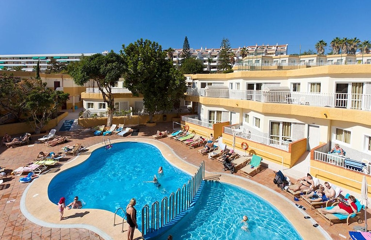 Swimming pools - 1
