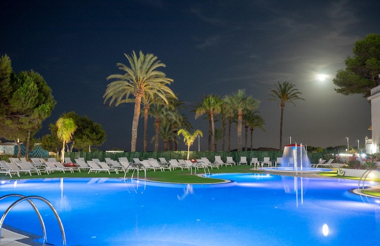 Swimming pools - 2