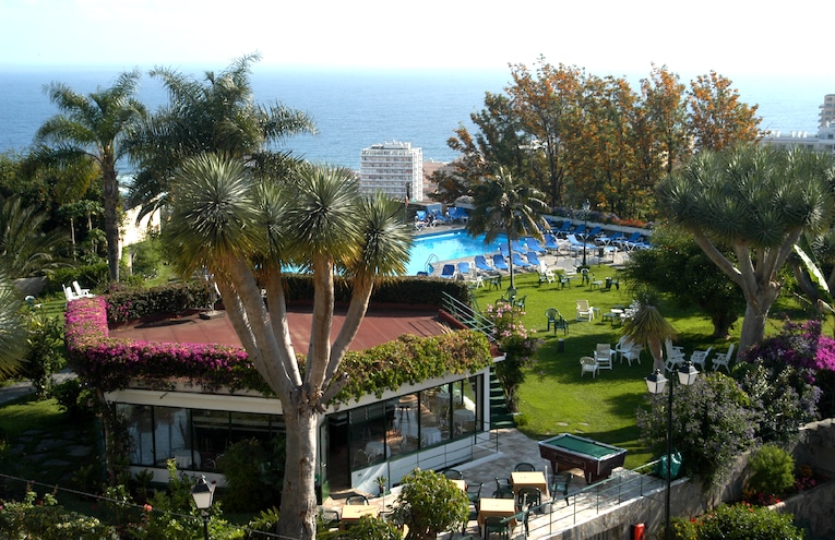 Swimming pools - 1