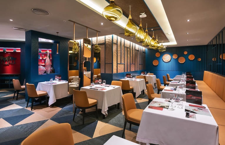 Restaurants - 7