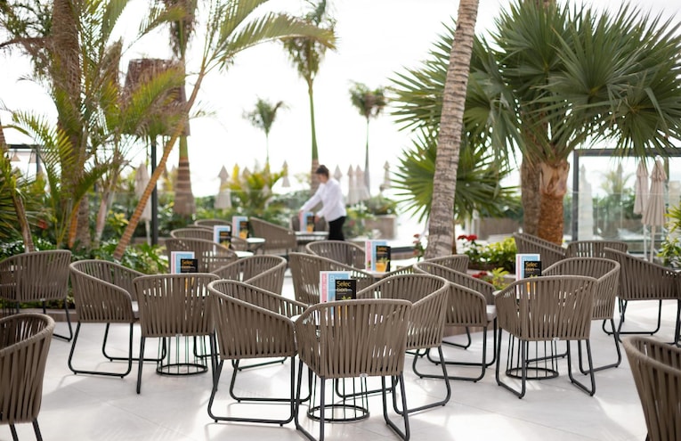 Restaurants - 6