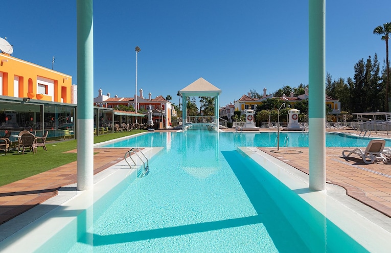 Swimming pools - 4