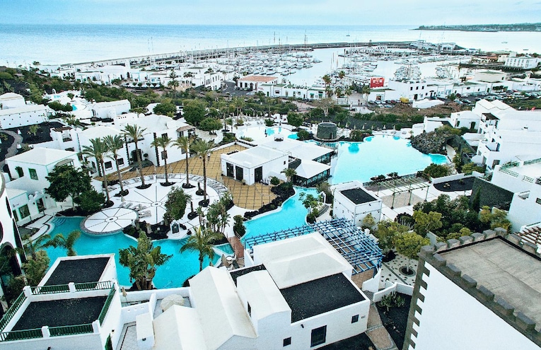 Swimming pools - 1