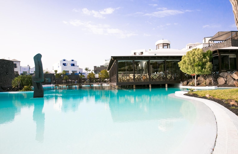 Swimming pools - 4