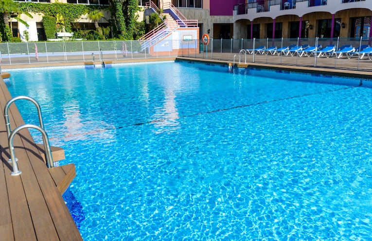 Swimming pools - 3