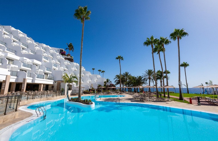 Swimming pools - 1