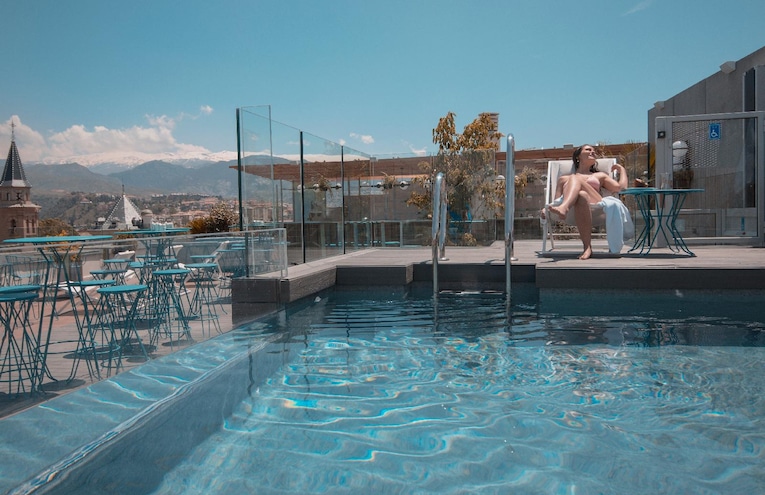 Swimming pools - 1