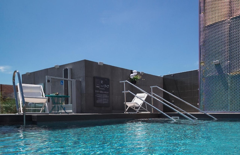 Swimming pools - 4